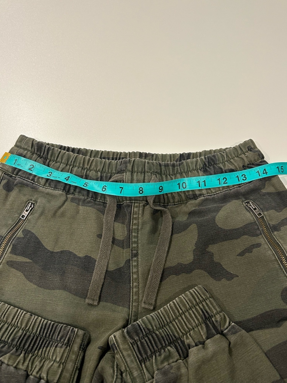 TNA Aritzia Alix High Waisted Cotton Twill Camo Jogger Pants - Picture 3 of 8